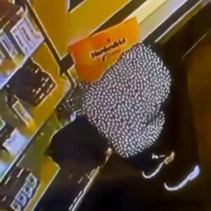 maltepede guzellik merkezi hirsizligi 2RdA2JKX