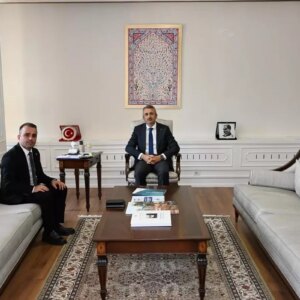 vali sezer bassavci ve tarim mudurunu kabul etti hWqbHfL3