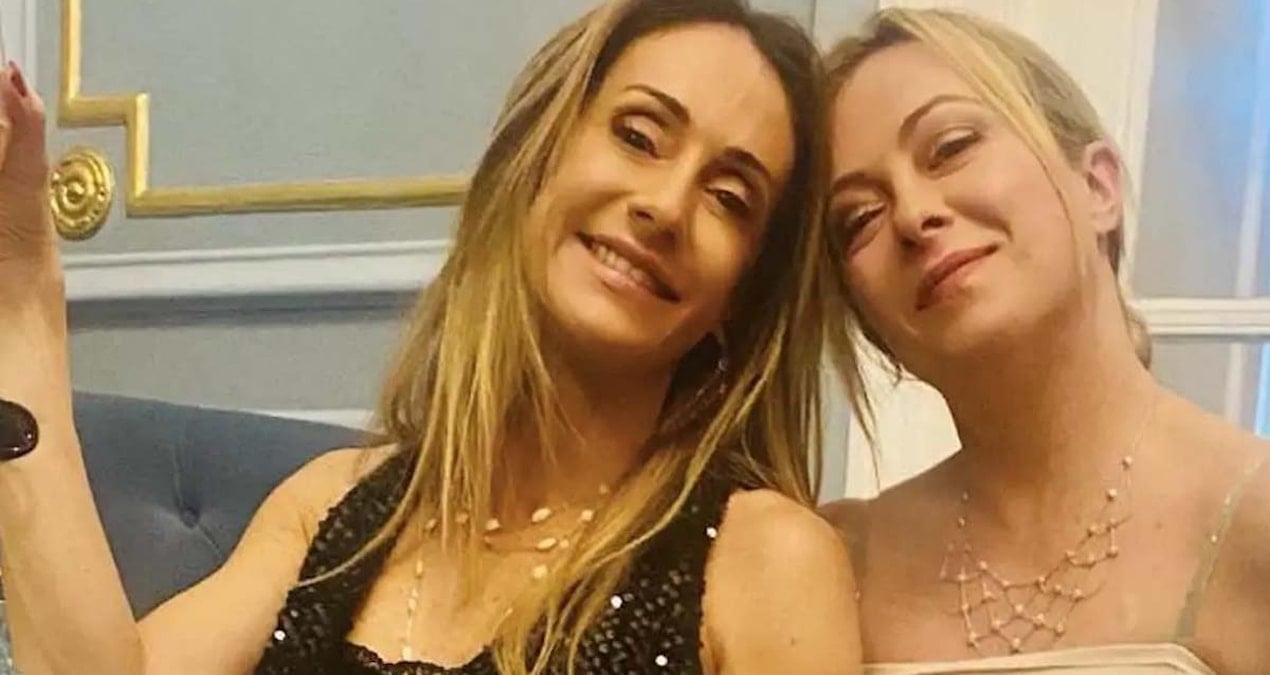 basbakan meloni ile kiz kardesinin ciplak fotograflari paylasildi igreniyorum 6RCSiL9V