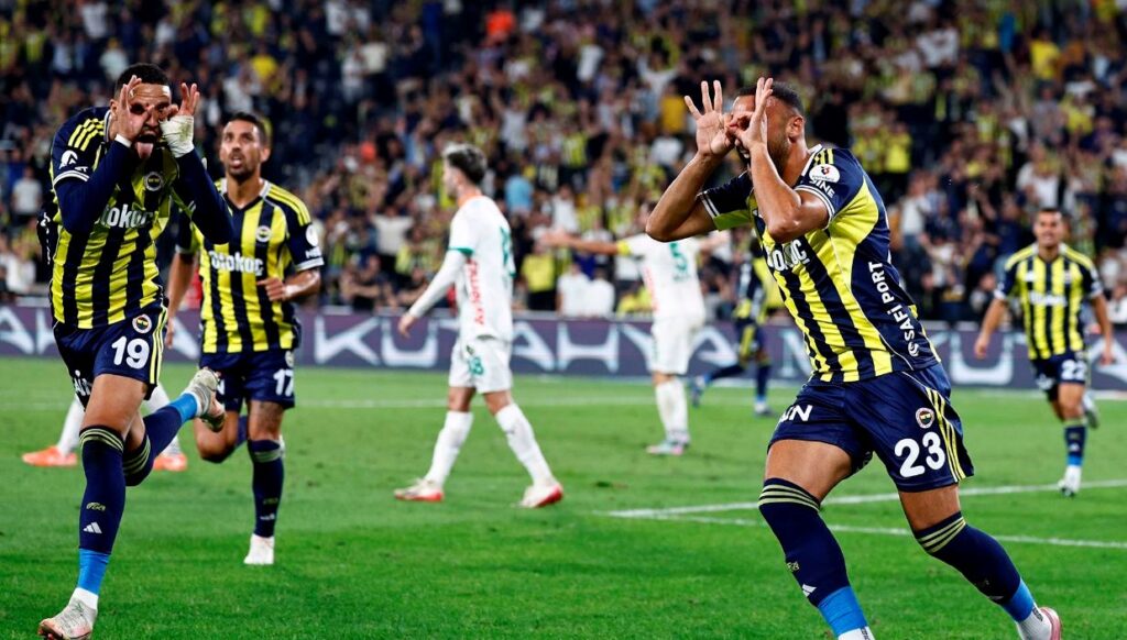fenerbahceli yildizdan mac sonu olay aciklama rakibe sordum elime carpti dedi eDChKpJz