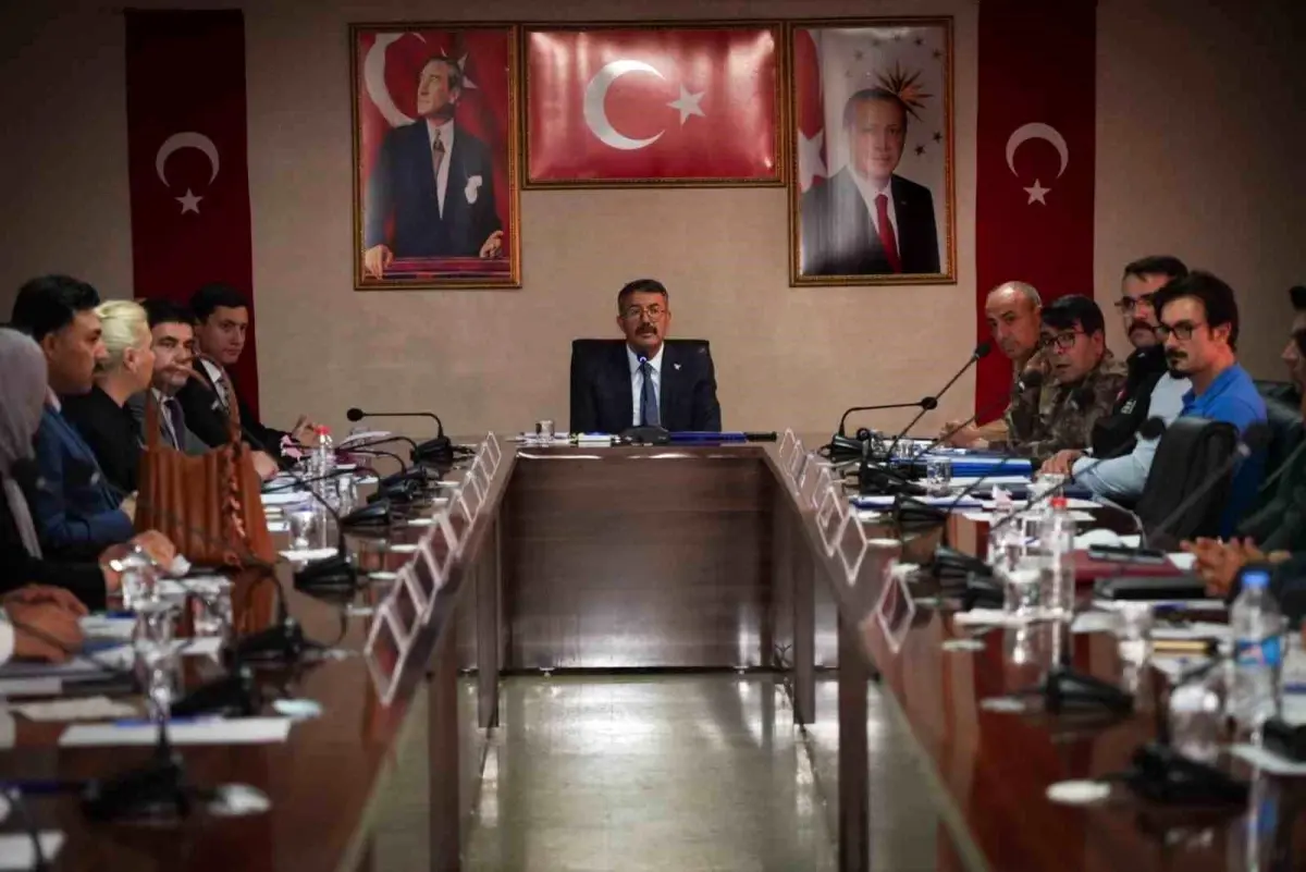 kadina yonelik siddetle mucadele toplantisi RmJsixv9