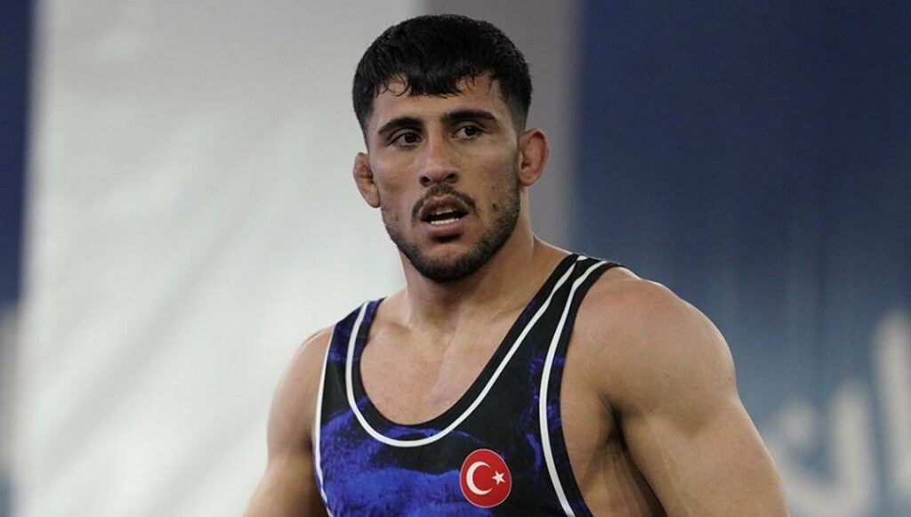 milli guresci ahmet yilmaz dunya ucuncusu oldu mTxbslYY