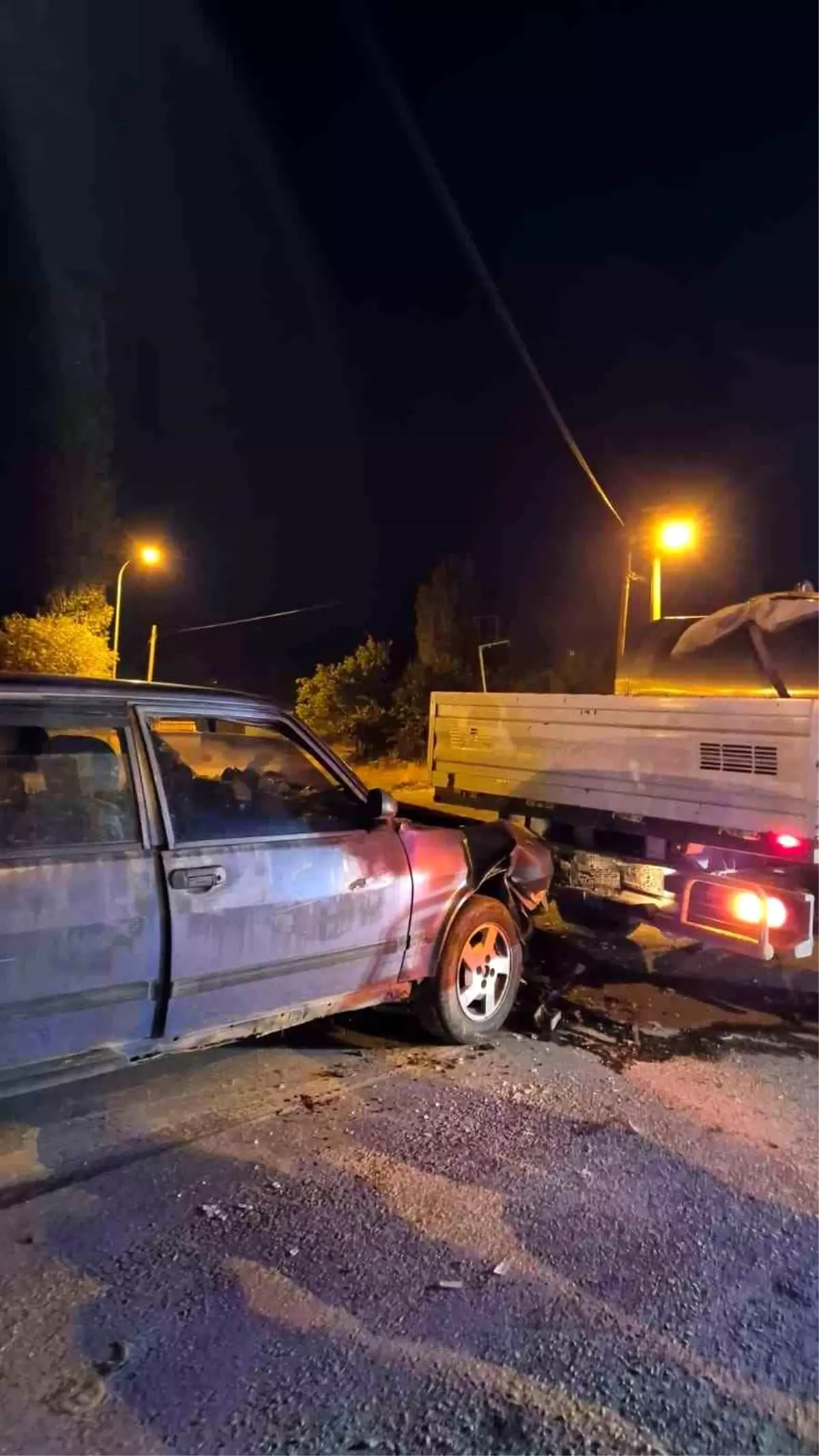 afyonkarahisarda trafik kazasi 2 yarali ZF6yNOgG.jpg