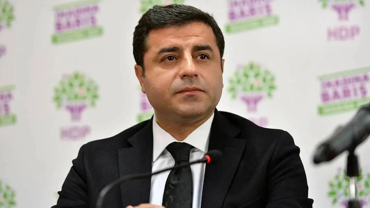 akpli vekilden carpici demirtas cikisi surece faydasi olur 3iztKyuS.jpg