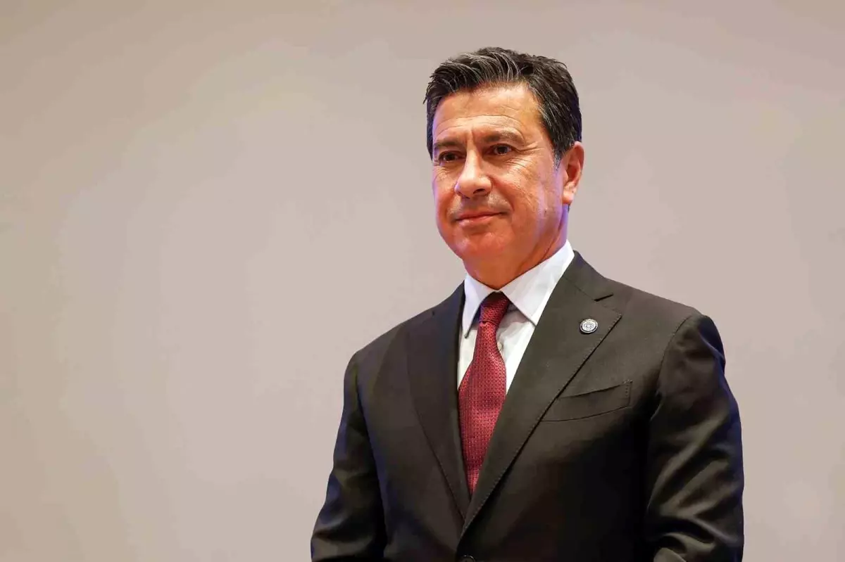 baskan arastan cumhuriyet bayrami mesaji gbn18Imi.jpg