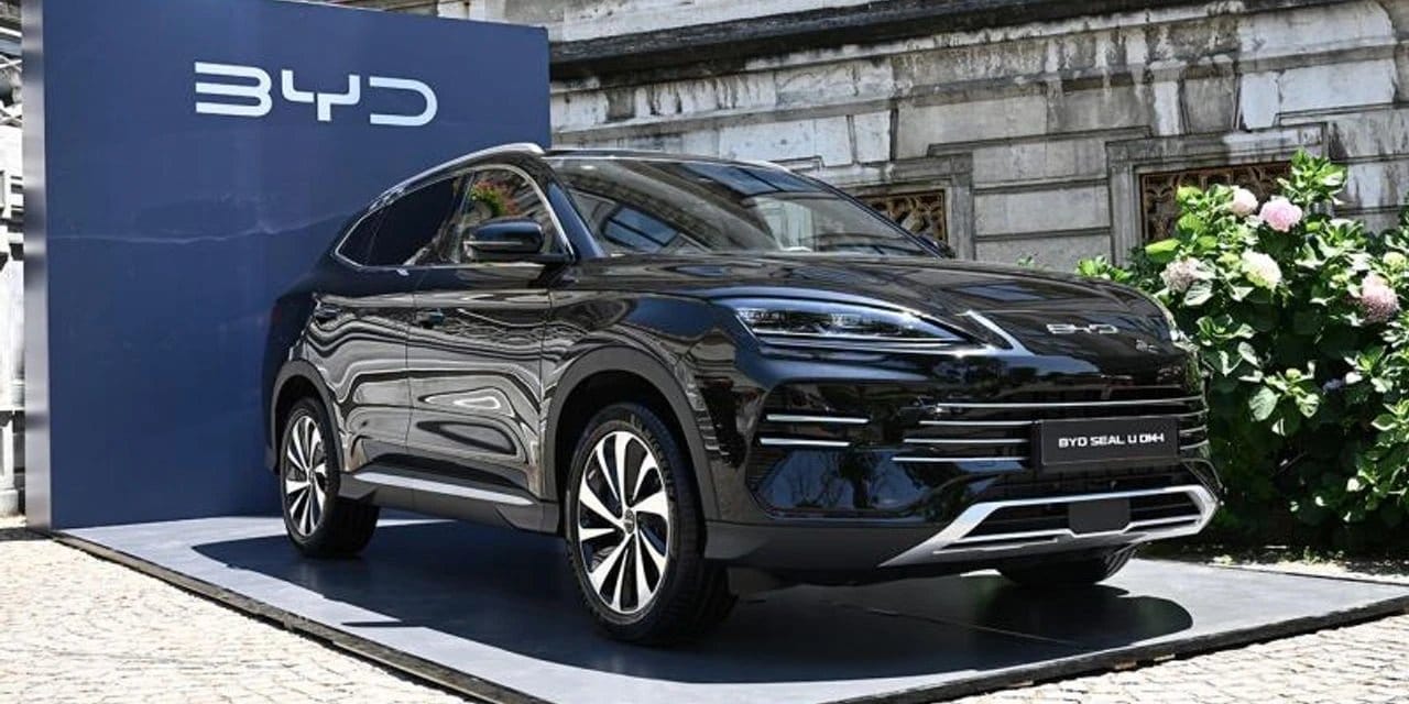 byd macaristanturkiye derken avrupadaki ucuncu otomobil fabrikasini acacak N2FA3Mi3.jpg