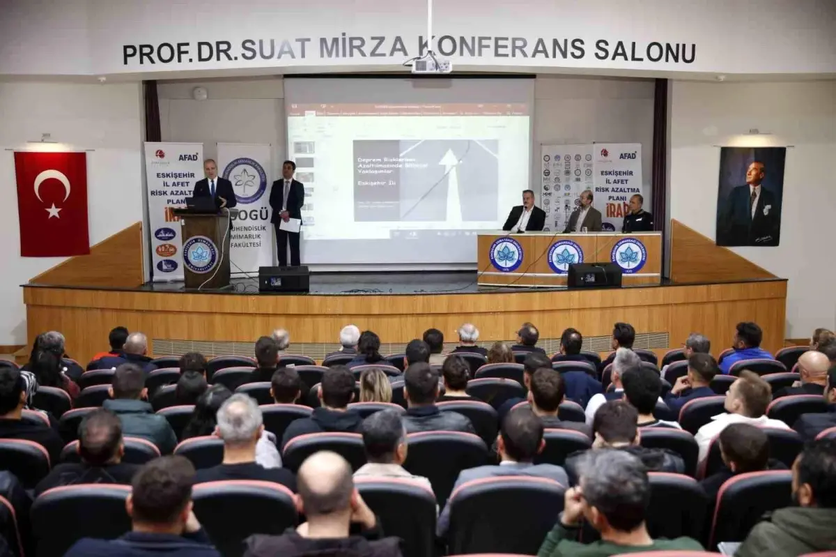 eskisehirde afet risklerinin azaltilmasi paneli gerceklestirildi A4TeDT7d.jpg