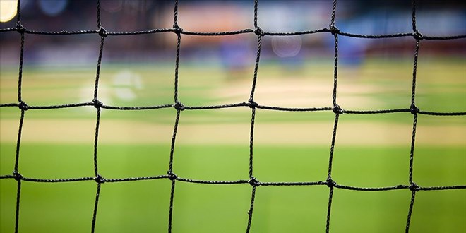 hali sahada rahatsizlanan universiteli genc hayatini kaybetti DHk7EczV.jpg