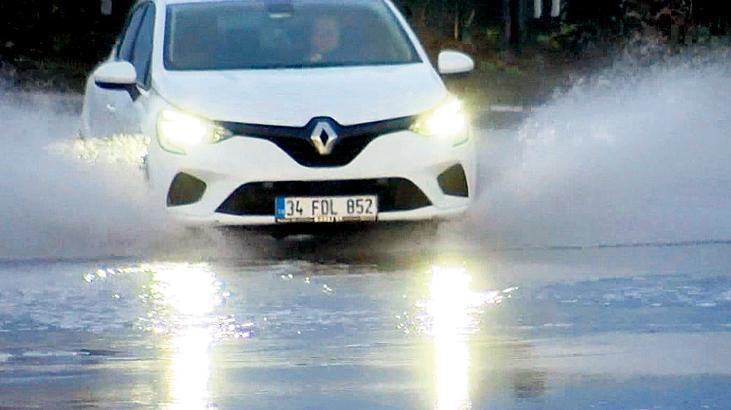 kuvvetli saganak ve firtina geliyor akomdan istanbul icin yeni uyari Wf3EpeFY.jpg