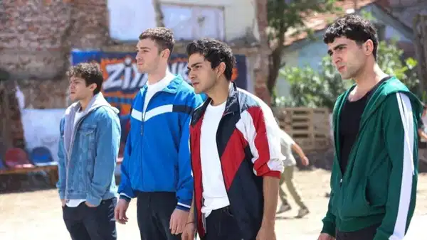 Tv yayin akisi 18 temmuz cumartesi bugun hangi kanalda ne var i15nlz8D